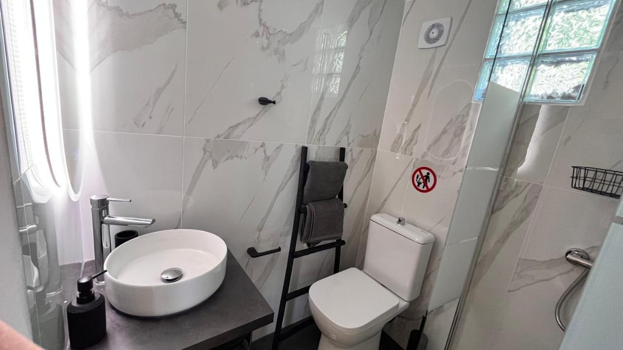 Le Sirene Apartments Skiathos Town Ngoại thất bức ảnh